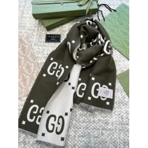 【GUCCI グッチ】スカーフ 30*180CM 241209 【GUCCI グッチ】スカーフ 30*180CM 241209