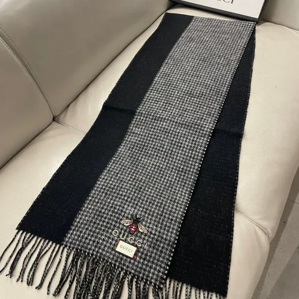 【GUCCI グッチ】スカーフ 32*180CM 241209 【GUCCI グッチ】スカーフ 32*180CM 241209