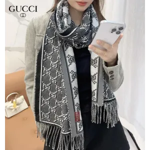 【GUCCI グッチ】スカーフ  33*195CM  241209