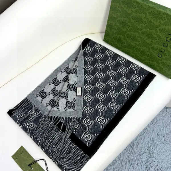 【GUCCI グッチ】スカーフ 180*35CM 241209 【GUCCI グッチ】スカーフ 180*35CM 241209