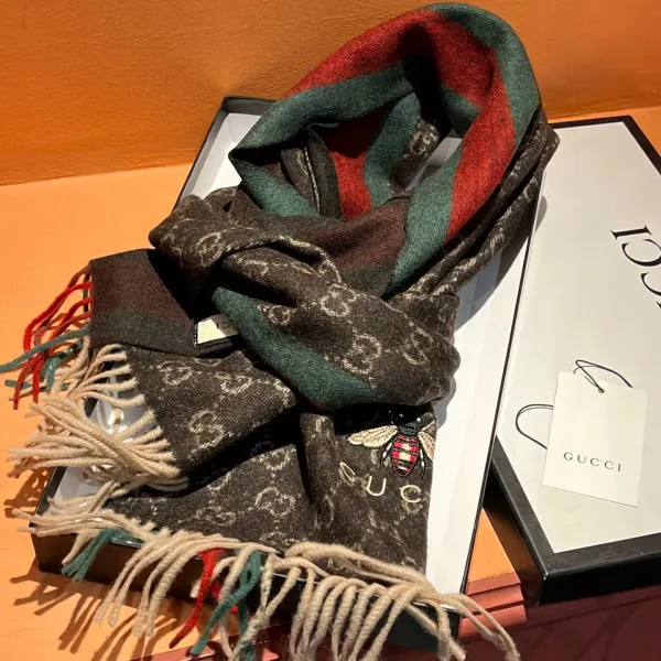 【GUCCI グッチ】スカーフ180*35CM 241108 【GUCCI グッチ】スカーフ180*35CM 241108