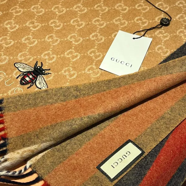 【GUCCI グッチ】スカーフ180*35CM 241108 【GUCCI グッチ】スカーフ180*35CM 241108