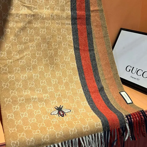 【GUCCI グッチ】スカーフ180*35CM 241108 【GUCCI グッチ】スカーフ180*35CM 241108