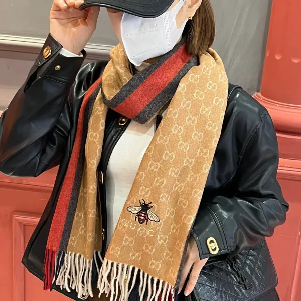 【GUCCI グッチ】スカーフ180*35CM 241108 【GUCCI グッチ】スカーフ180*35CM 241108