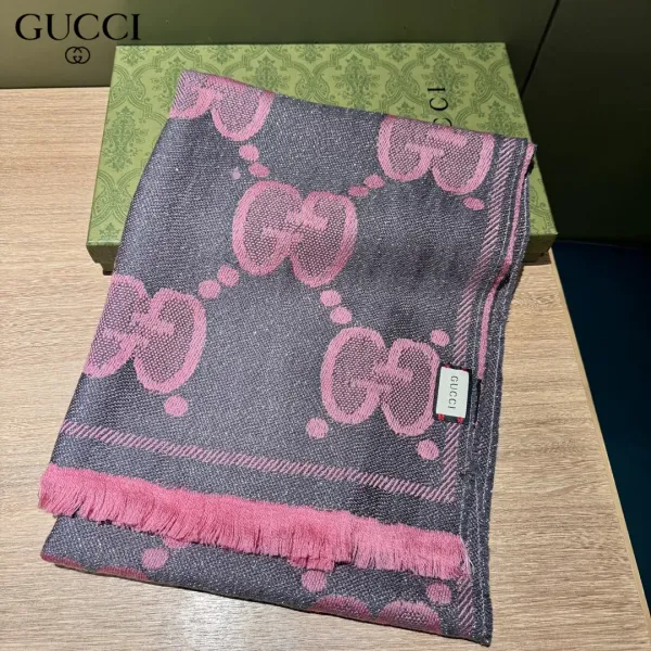 【GUCCI グッチ】スカーフ45*195CM 241108 【GUCCI グッチ】スカーフ45*195CM 241108