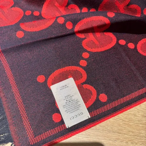 【GUCCI グッチ】スカーフ50*200CM 241108 【GUCCI グッチ】スカーフ50*200CM 241108