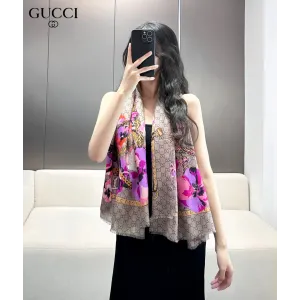 【GUCCI グッチ】スカーフ140*140CM  241108