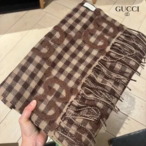 【GUCCI グッチ】スカーフ35*220CM 241108 【GUCCI グッチ】スカーフ35*220CM 241108
