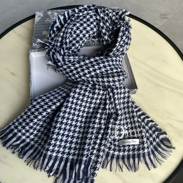 【DIOR ディオール 】スカーフ 70*200cm 241210 【DIOR ディオール 】スカーフ 70*200cm 241210