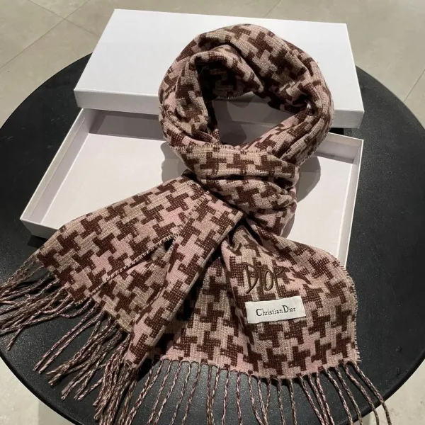 【DIOR ディオール 】スカーフ 70*200cm 241210 【DIOR ディオール 】スカーフ 70*200cm 241210