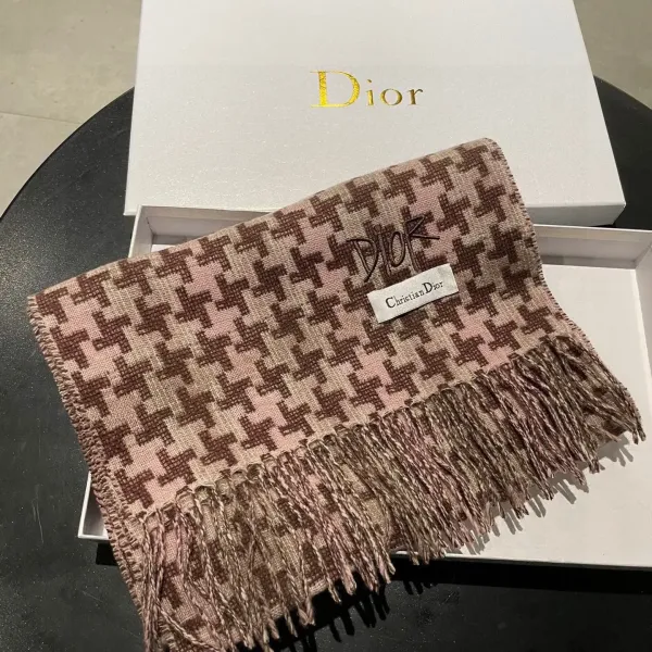 【DIOR ディオール 】スカーフ 70*200cm 241210 【DIOR ディオール 】スカーフ 70*200cm 241210