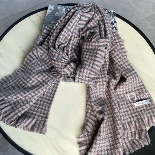【DIOR ディオール 】スカーフ 70*200cm 241210 【DIOR ディオール 】スカーフ 70*200cm 241210