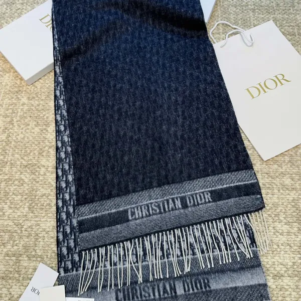 【DIOR  ディオール 】スカーフ  32*180cm  241210