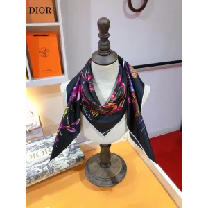 【DIOR ディオール 】スカーフ90*90cm 241108 【DIOR ディオール 】スカーフ90*90cm 241108
