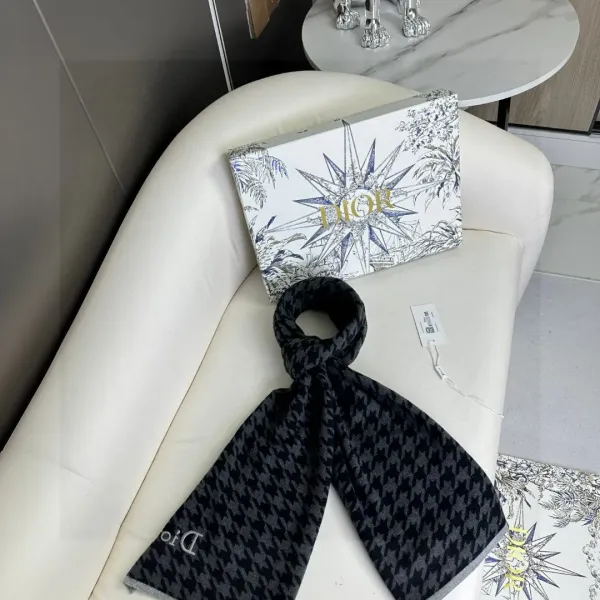 【DIOR ディオール 】スカーフ32*180cm 241108 【DIOR ディオール 】スカーフ32*180cm 241108