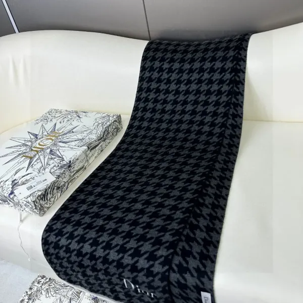 【DIOR ディオール 】スカーフ32*180cm 241108 【DIOR ディオール 】スカーフ32*180cm 241108