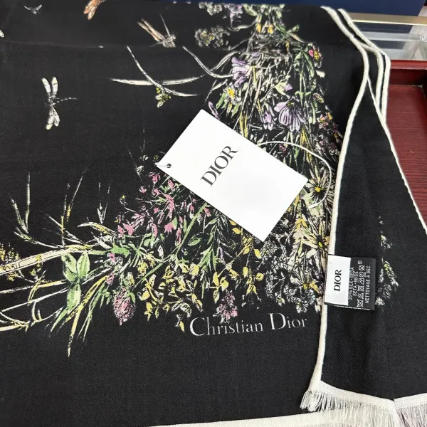 【DIOR  ディオール 】スカーフ 65*185 cm  241108