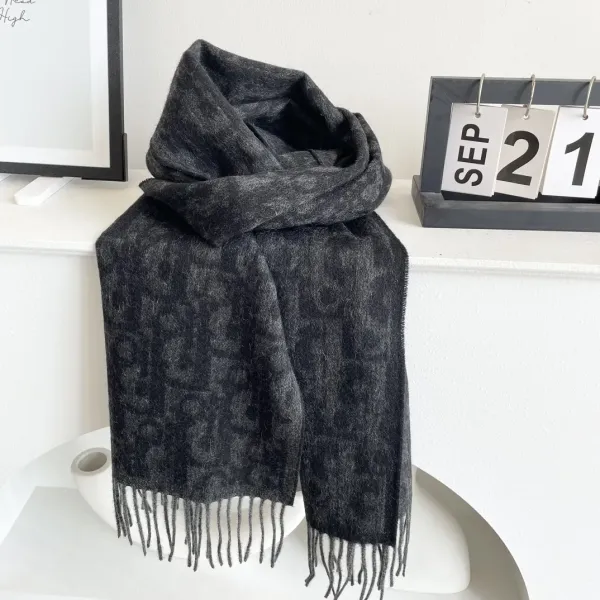 【DIOR ディオール 】スカーフ 32*180 cm 241108 【DIOR ディオール 】スカーフ 32*180 cm 241108