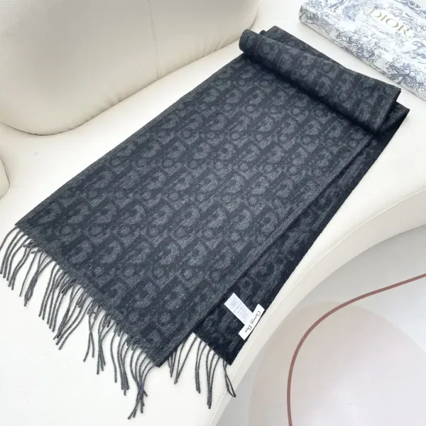 【DIOR ディオール 】スカーフ 32*180 cm 241108 【DIOR ディオール 】スカーフ 32*180 cm 241108