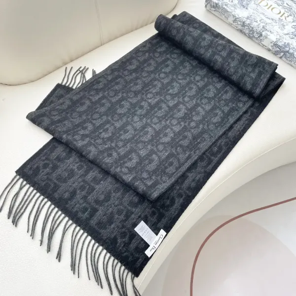 【DIOR ディオール 】スカーフ 32*180 cm 241108 【DIOR ディオール 】スカーフ 32*180 cm 241108