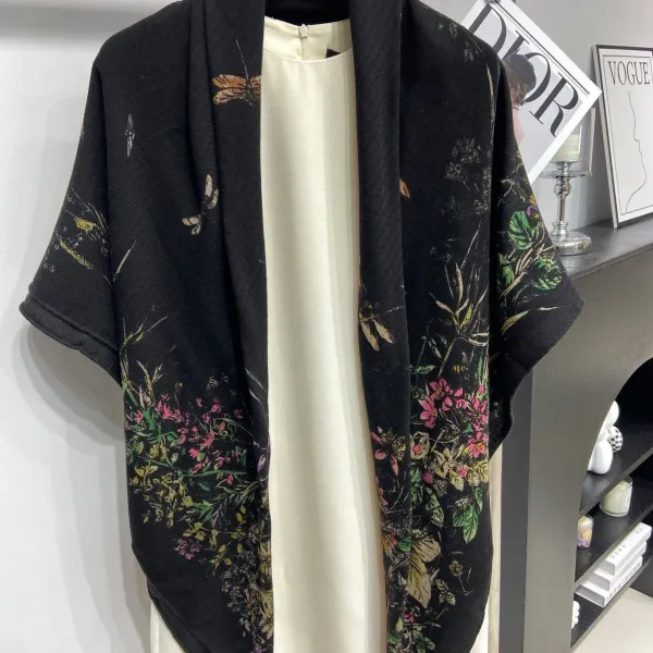 【DIOR ディオール 】スカーフ 140*140cm 241108 【DIOR ディオール 】スカーフ 140*140cm 241108