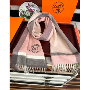 【HERMES エルメス 】スカーフ30*180CM 241210 【HERMES エルメス 】スカーフ30*180CM 241210