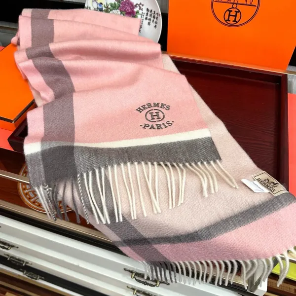 【HERMES エルメス 】スカーフ30*180CM  241210