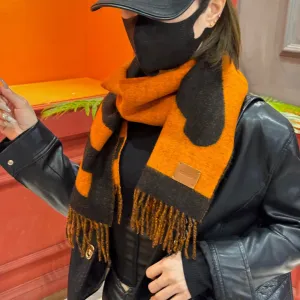 【HERMES エルメス 】スカーフ40*195CM 241210 【HERMES エルメス 】スカーフ40*195CM 241210