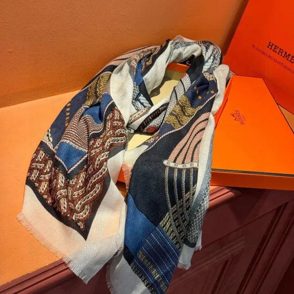 【HERMES エルメス 】スカーフ100*200CM 241210 【HERMES エルメス 】スカーフ100*200CM 241210