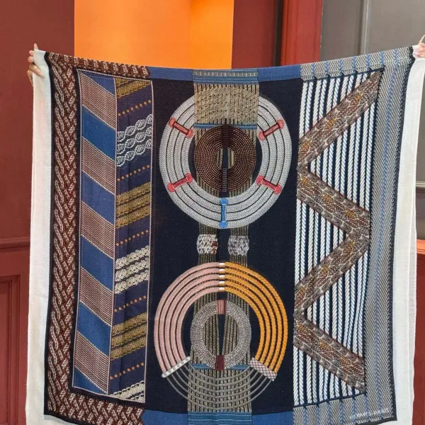 【HERMES エルメス 】スカーフ100*200CM 241210 【HERMES エルメス 】スカーフ100*200CM 241210