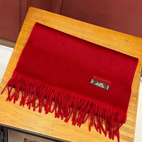【HERMES エルメス 】スカーフ35*180CM  241210