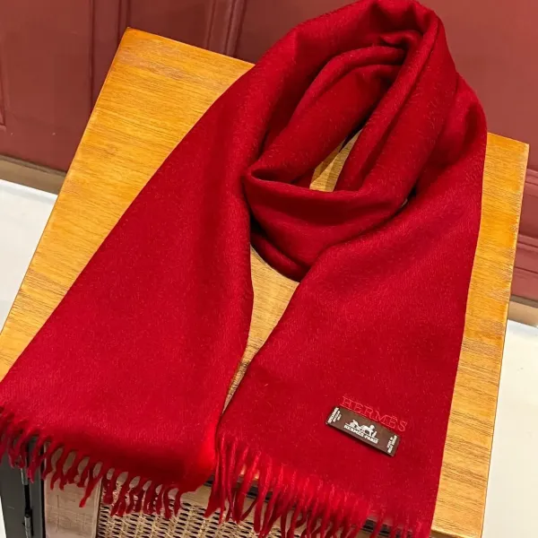 【HERMES エルメス 】スカーフ35*180CM  241210