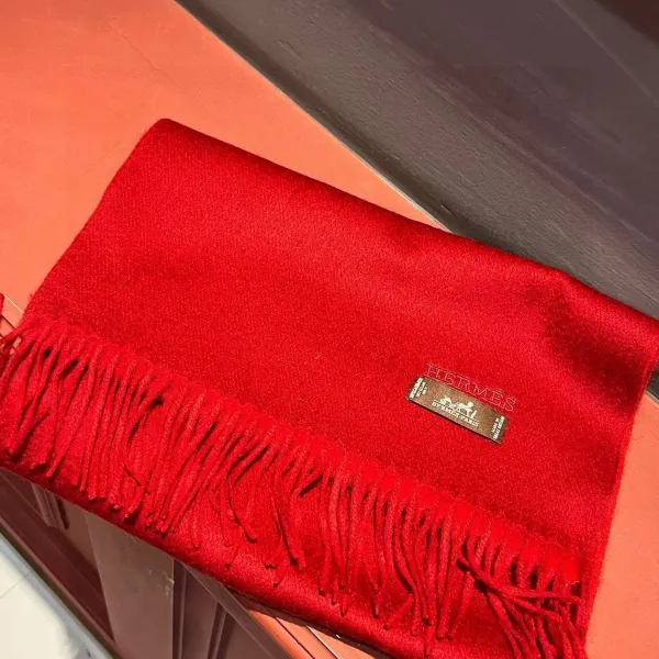 【HERMES エルメス 】スカーフ35*180CM  241210