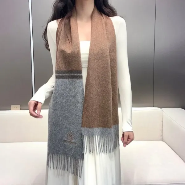 【HERMES エルメス 】スカーフ 30*180CM 241109 【HERMES エルメス 】スカーフ 30*180CM 241109
