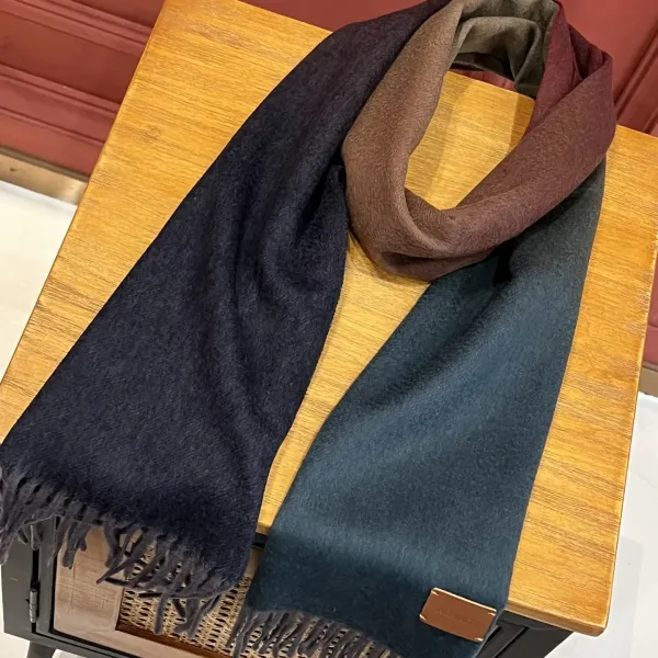 【HERMES エルメス 】スカーフ 32*190CM 241109 【HERMES エルメス 】スカーフ 32*190CM 241109
