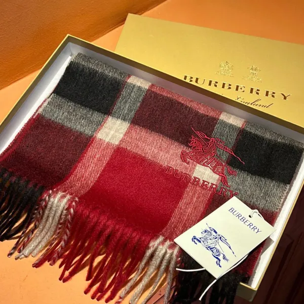【BURBERRY バーバリー】スカーフ32*180CM 241209 【BURBERRY バーバリー】スカーフ32*180CM 241209