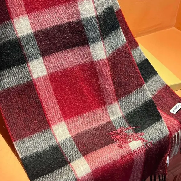 【BURBERRY バーバリー】スカーフ32*180CM 241209 【BURBERRY バーバリー】スカーフ32*180CM 241209