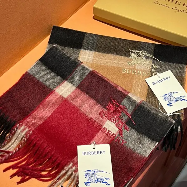 【BURBERRY バーバリー】スカーフ32*180CM 241209 【BURBERRY バーバリー】スカーフ32*180CM 241209