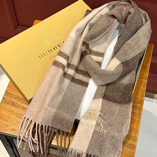 【BURBERRY バーバリー】スカーフ32*180CM 241209 【BURBERRY バーバリー】スカーフ32*180CM 241209