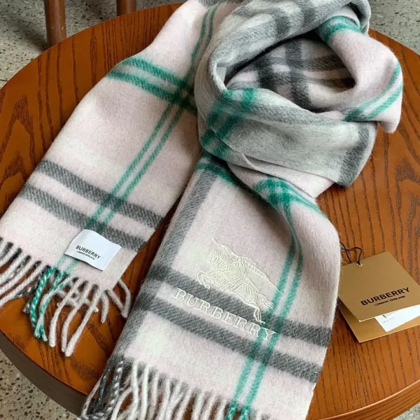 【BURBERRY バーバリー】スカーフ25*190CM 241209 【BURBERRY バーバリー】スカーフ25*190CM 241209