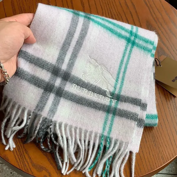 【BURBERRY バーバリー】スカーフ25*190CM 241209 【BURBERRY バーバリー】スカーフ25*190CM 241209