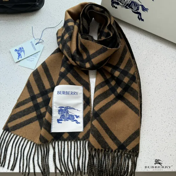 【BURBERRY バーバリー】スカーフ30*168CM 241209 【BURBERRY バーバリー】スカーフ30*168CM 241209