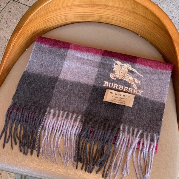 【BURBERRY バーバリー】スカーフ30*180CM 241108 【BURBERRY バーバリー】スカーフ30*180CM 241108