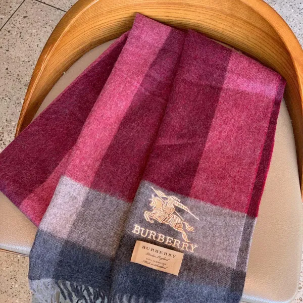 【BURBERRY バーバリー】スカーフ30*180CM 241108 【BURBERRY バーバリー】スカーフ30*180CM 241108