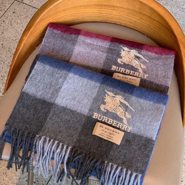 【BURBERRY バーバリー】スカーフ30*180CM 241108 【BURBERRY バーバリー】スカーフ30*180CM 241108