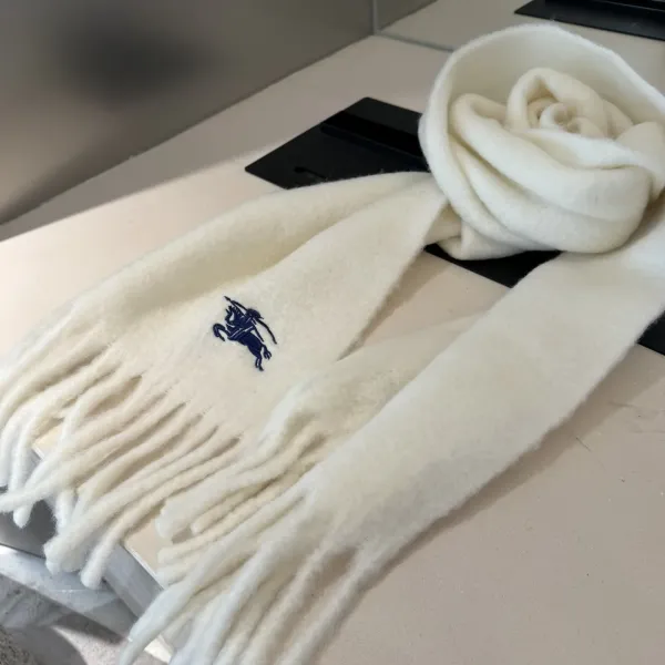 【BURBERRY バーバリー】スカーフ23*185CM 241108 【BURBERRY バーバリー】スカーフ23*185CM 241108