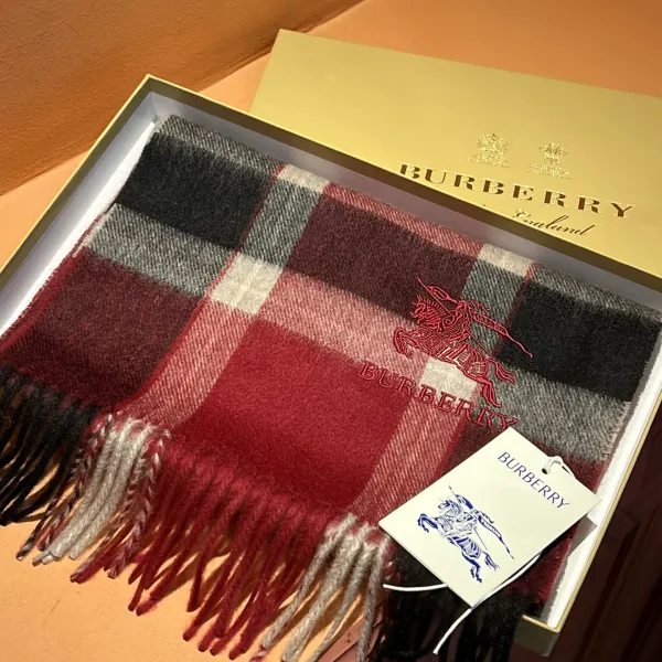 【BURBERRY バーバリー】スカーフ32*180CM 241108 【BURBERRY バーバリー】スカーフ32*180CM 241108