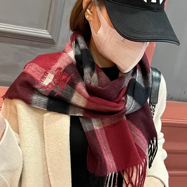 【BURBERRY バーバリー】スカーフ32*180CM 241108 【BURBERRY バーバリー】スカーフ32*180CM 241108