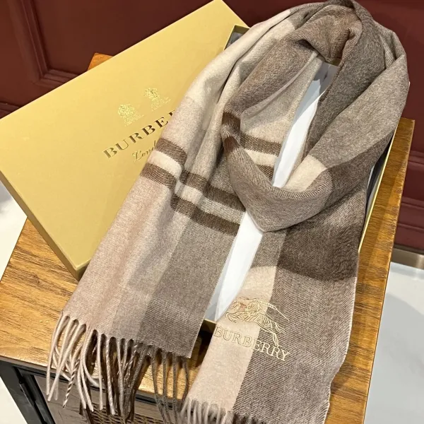 【BURBERRY バーバリー】スカーフ32*180CM 241108 【BURBERRY バーバリー】スカーフ32*180CM 241108