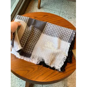【BURBERRY バーバリー】スカーフ210*80CM 241108 【BURBERRY バーバリー】スカーフ210*80CM 241108